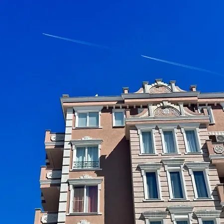 Mint Casa Rossa *